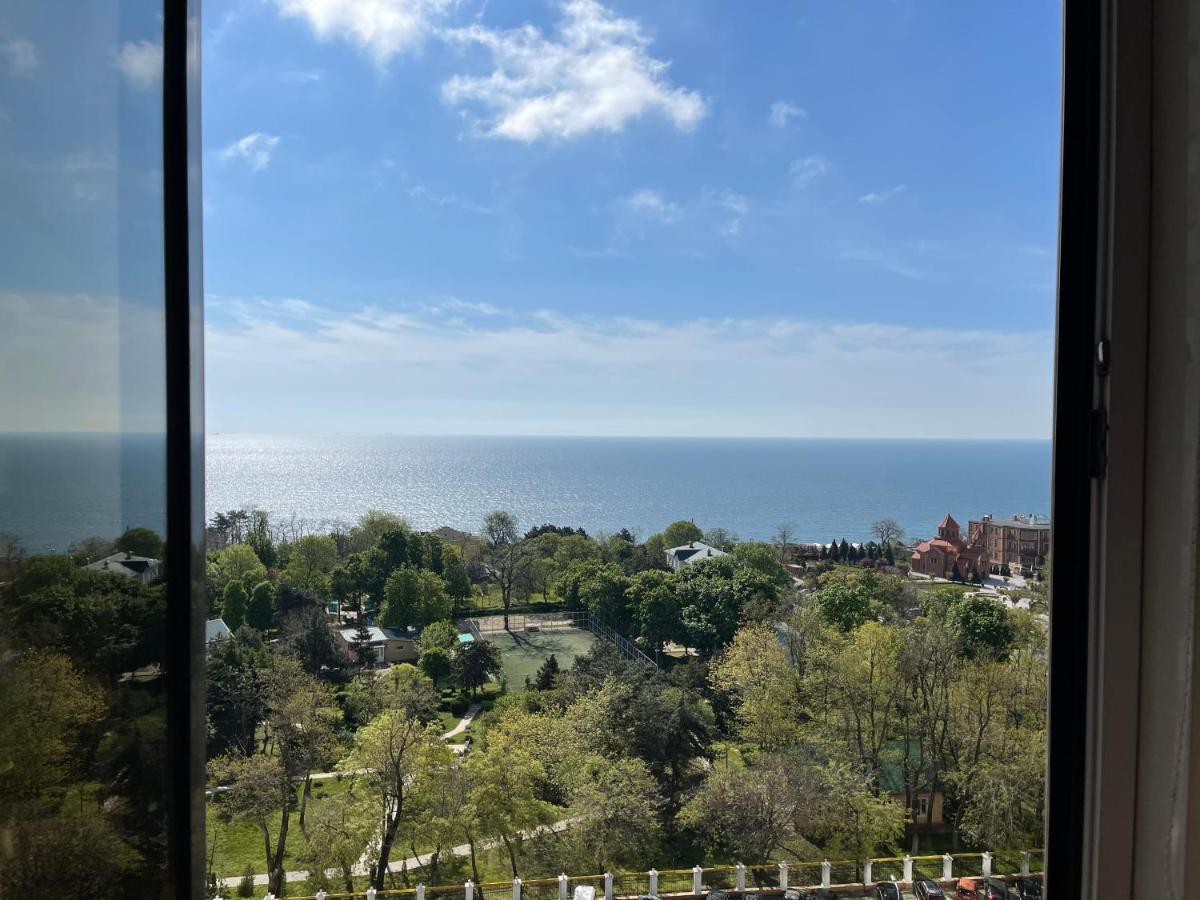 Sea View Apartment In Arcadia Gagarin Plato Apartament *